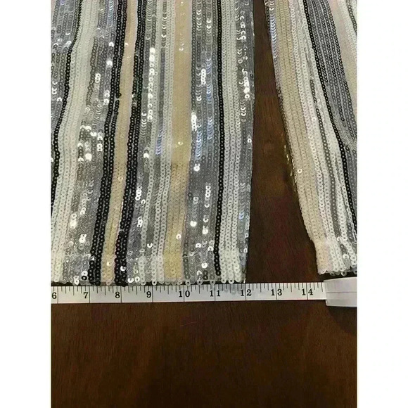 Fashion Nova Hot Stuff Sequin Wide Leg Pants - Silver Size Large (0156) - Picture 7 of 11